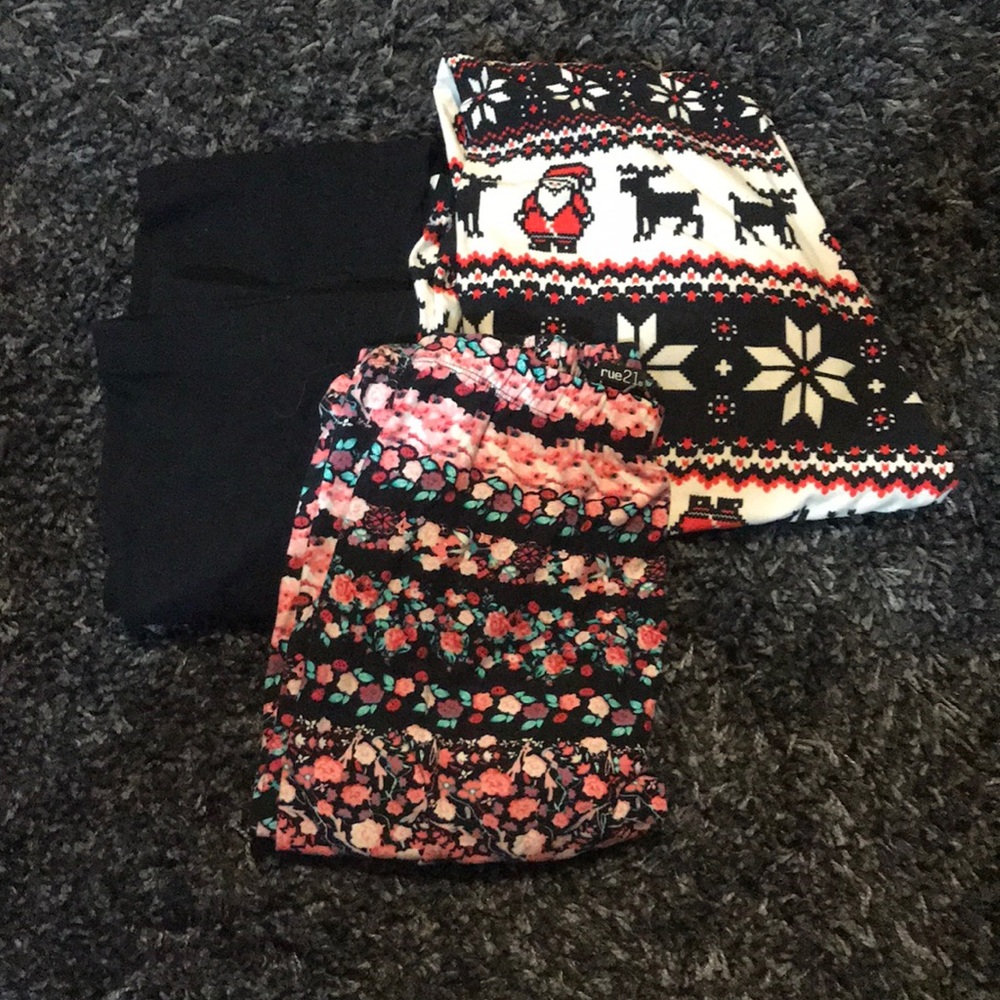 Assorted leggings 💕